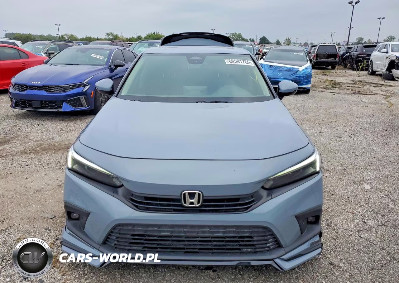 2022 Honda Civic Touring VIN:2HGFE1F9XNH305968 - 5
