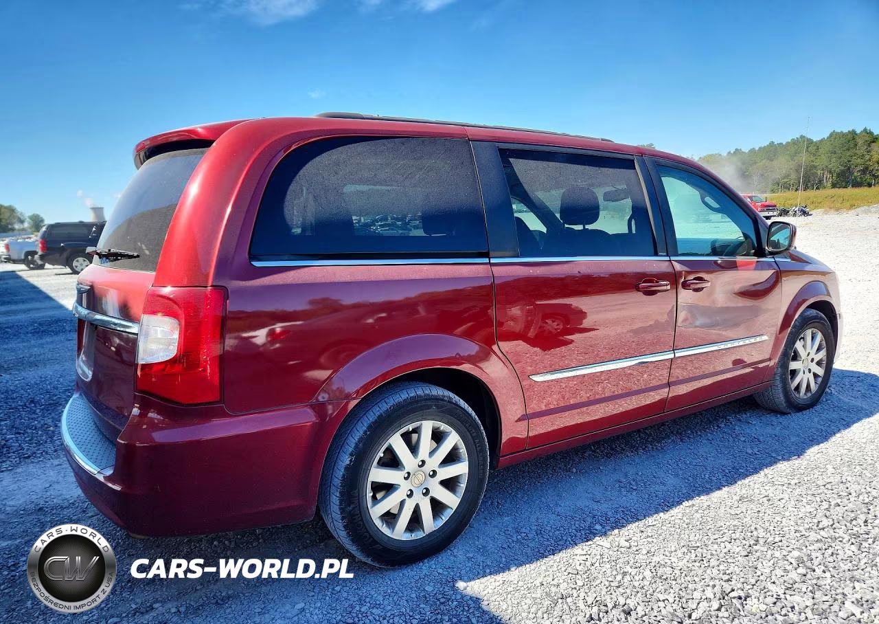 2014 Chrysler Town & Country Touring VIN:2C4RC1BG2ER220767 - 3