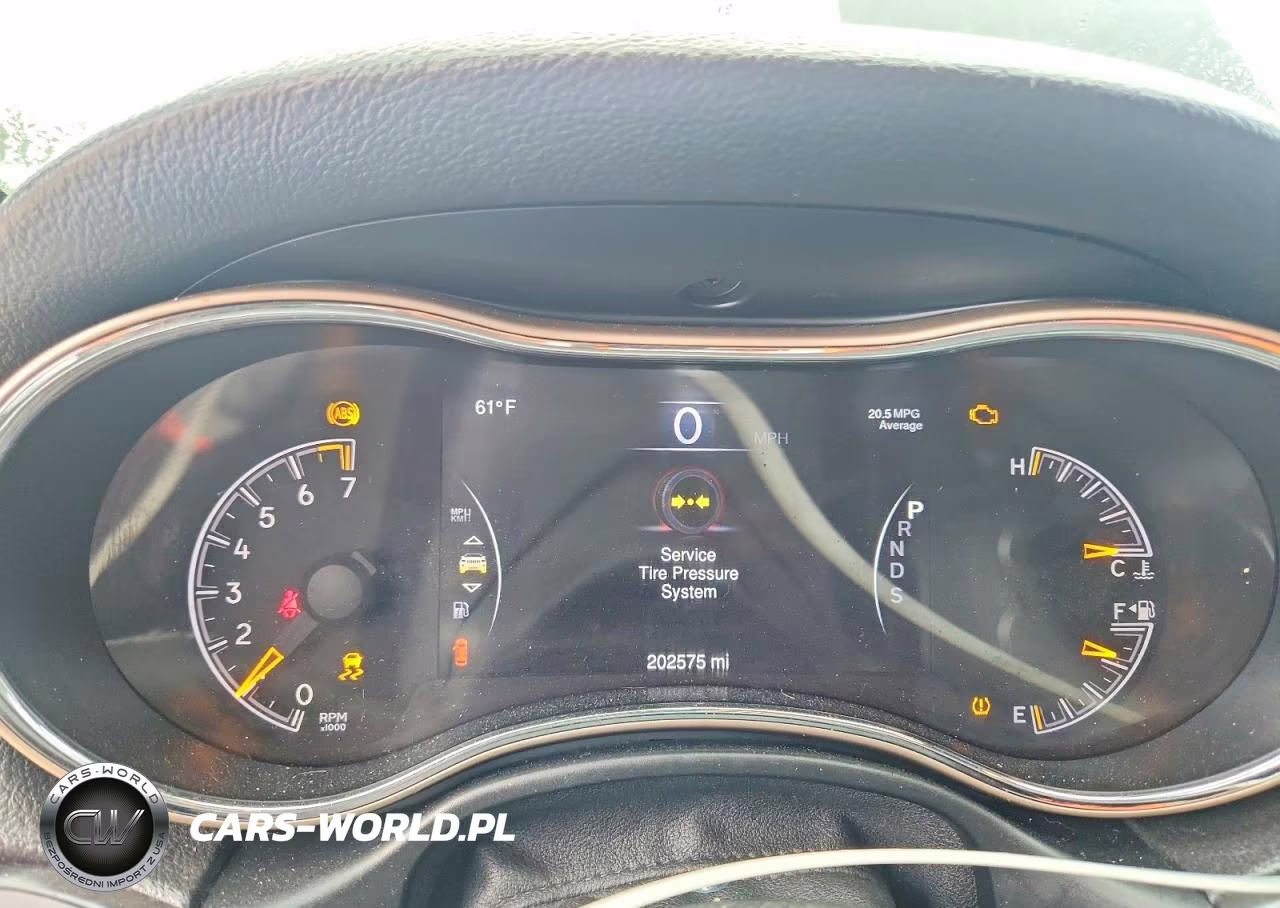 2014 Jeep Grand Cherokee Laredo VIN:1C4RJFAG8EC255147 - 9