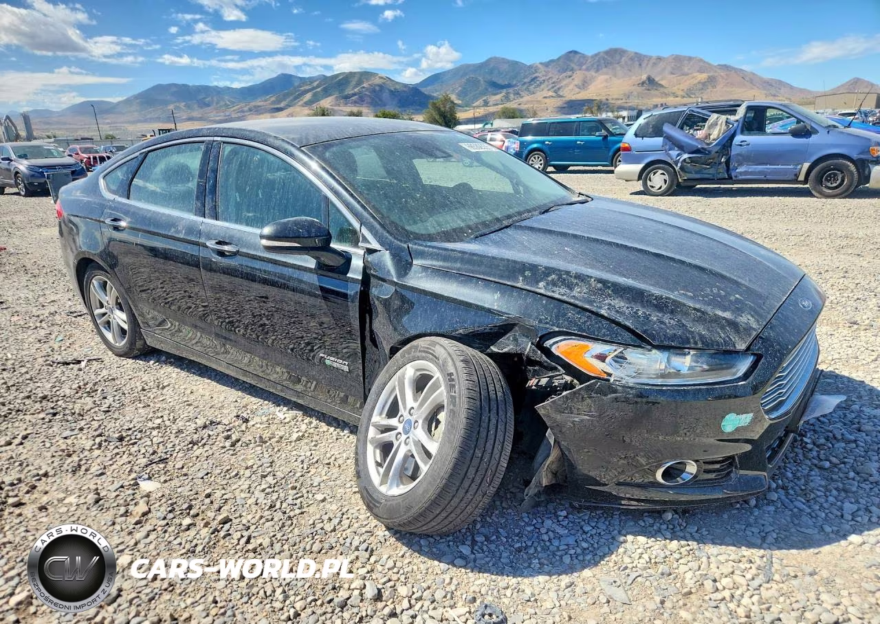 2015 Ford Fusion Titanium Phev VIN:3FA6P0SU9FR264841 - 4