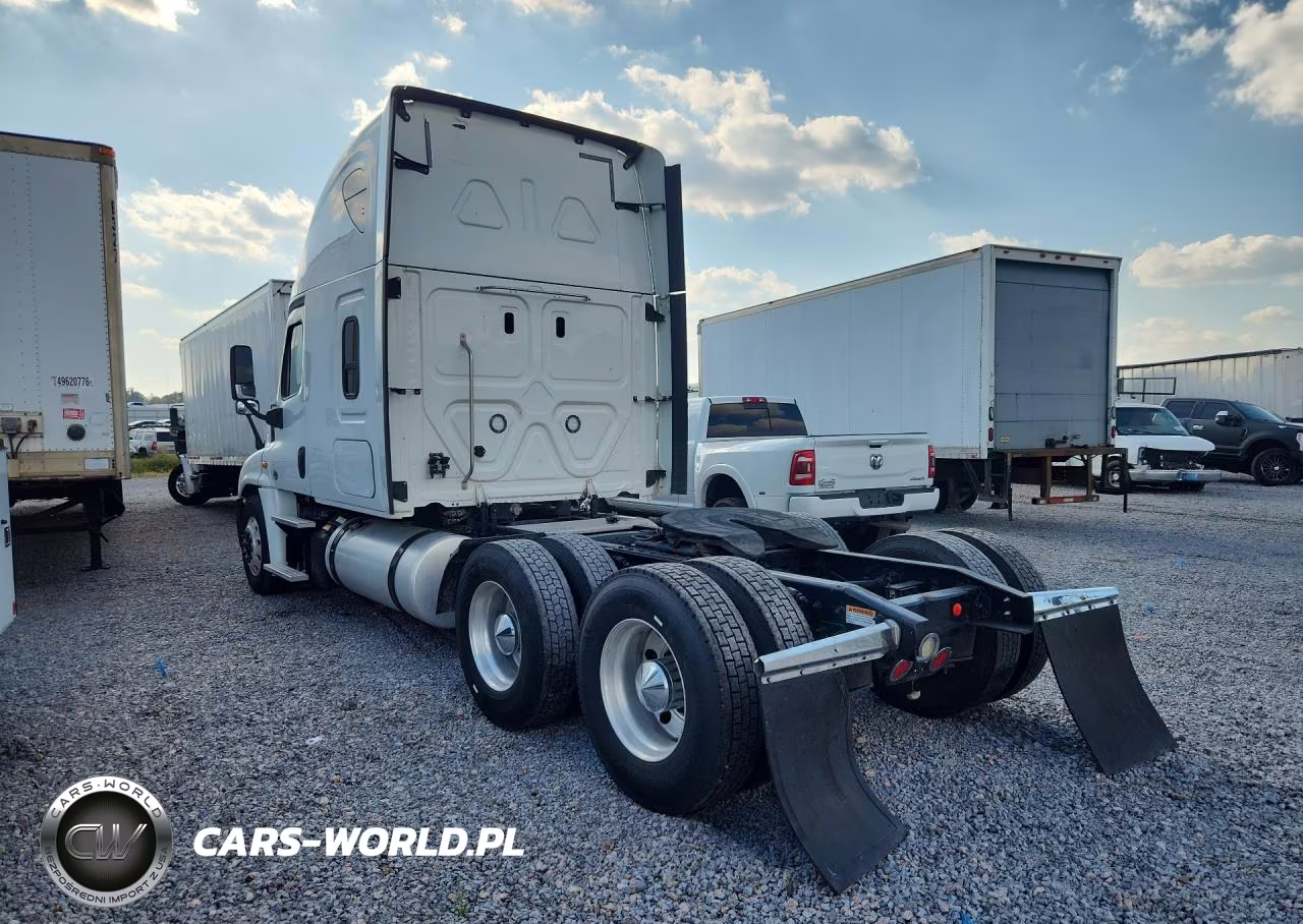 2018 Freightliner Cascadia 125 Semi Truck VIN:3AKJGLDR9JDJV8624 - 2
