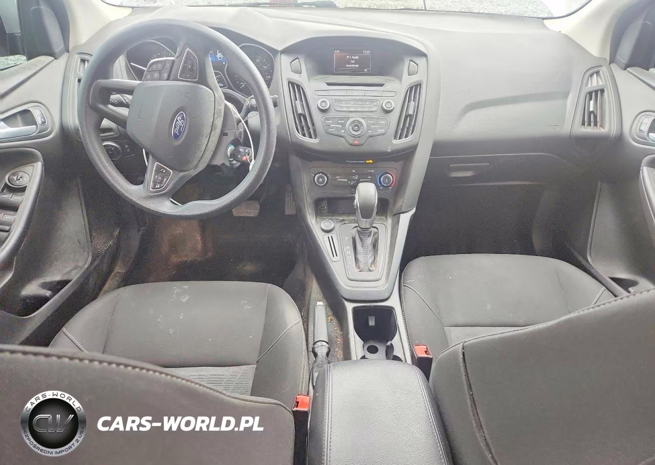 2017 Ford Focus Se VIN:1FADP3F24HL252020 - 8