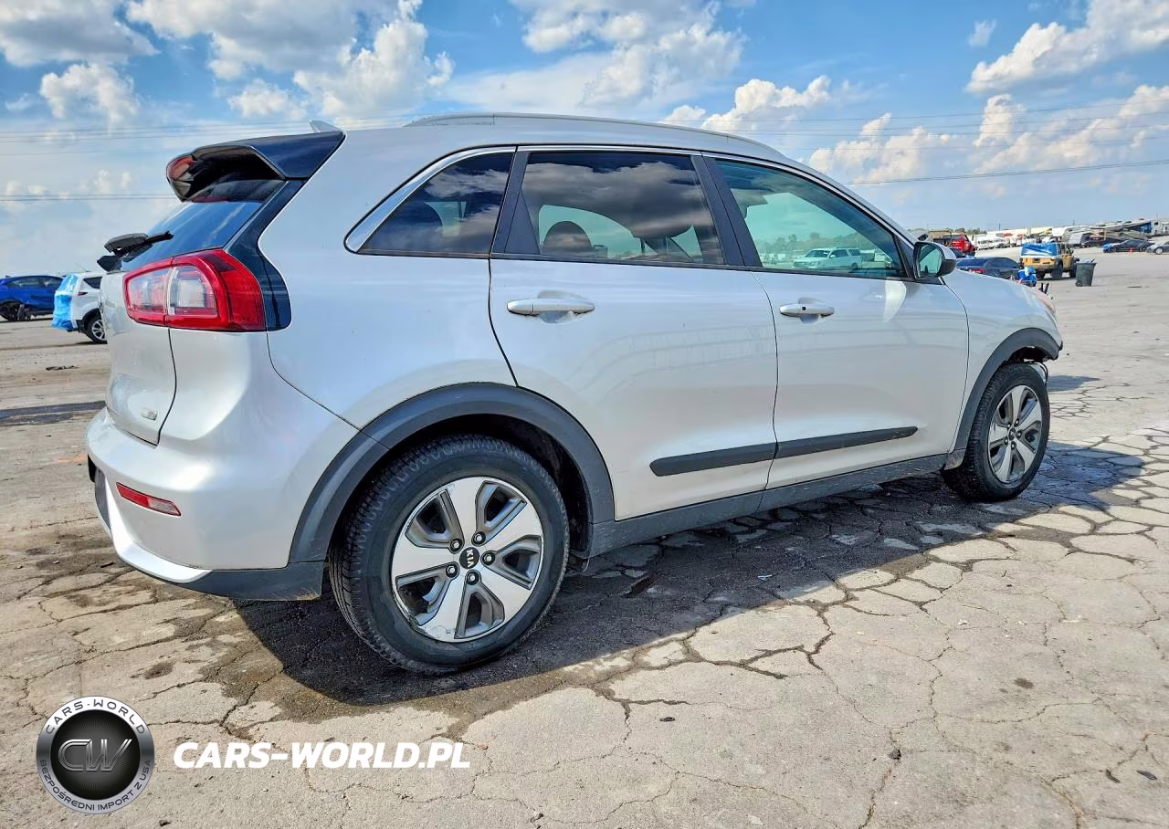 2019 Kia Niro Lx VIN:KNDCB3LC7K5245415 - 3