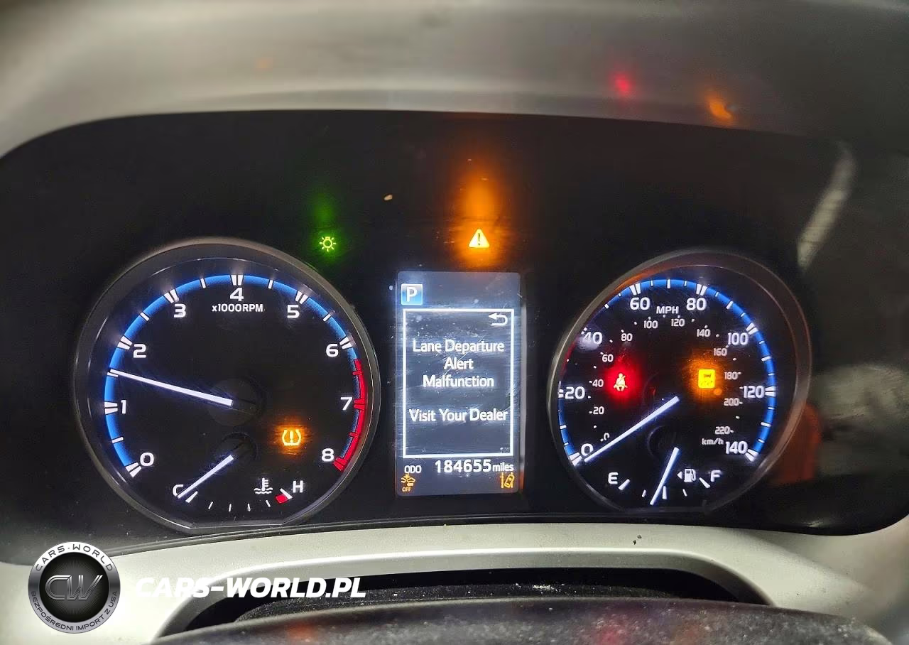 2017 Toyota Rav4 Le VIN:JTMZFREV1HJ121754 - 9