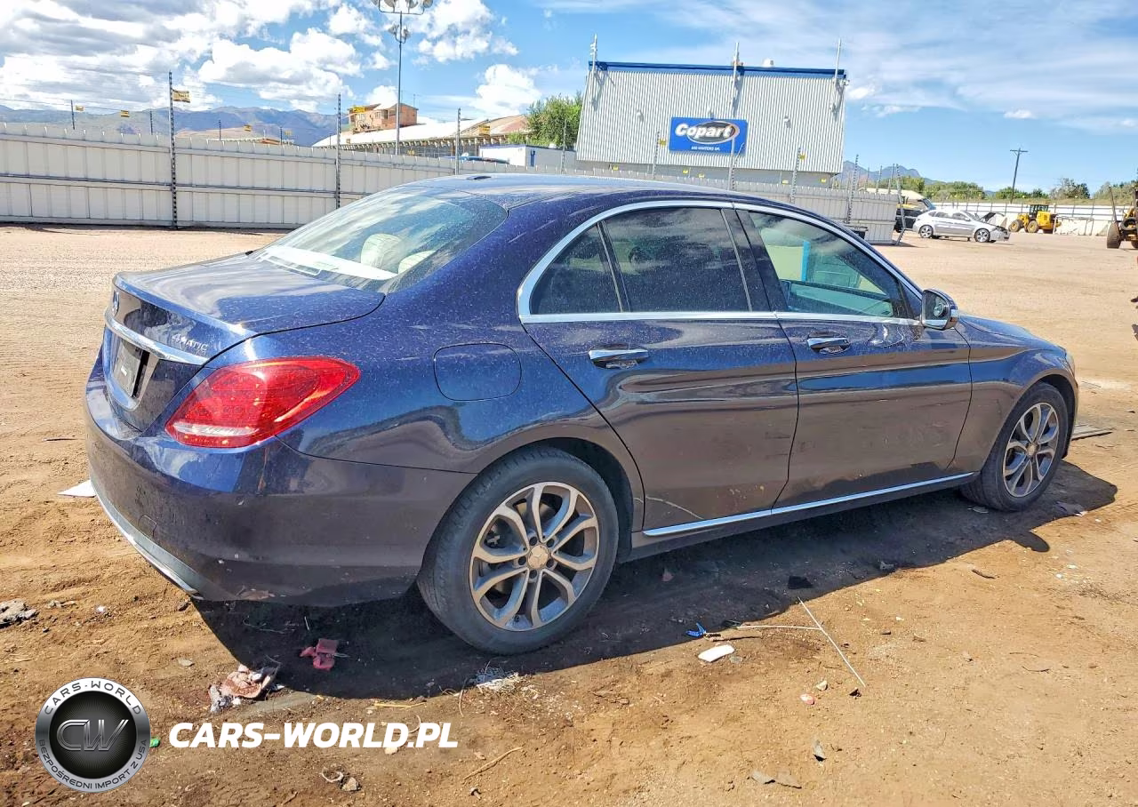 2015 Mercedes-Benz C 300 4Matic VIN:55SWF4KB0FU094968 - 3