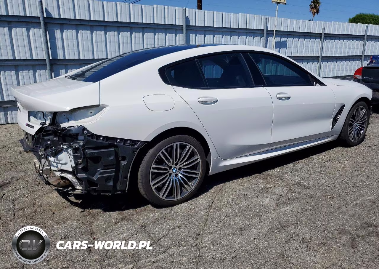 2020 BMW M850Xi VIN:WBAGV8C08LCE22465 - 3