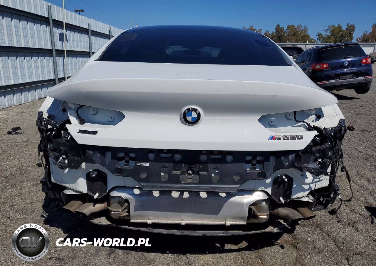 2020 BMW M850Xi VIN:WBAGV8C08LCE22465 - 6