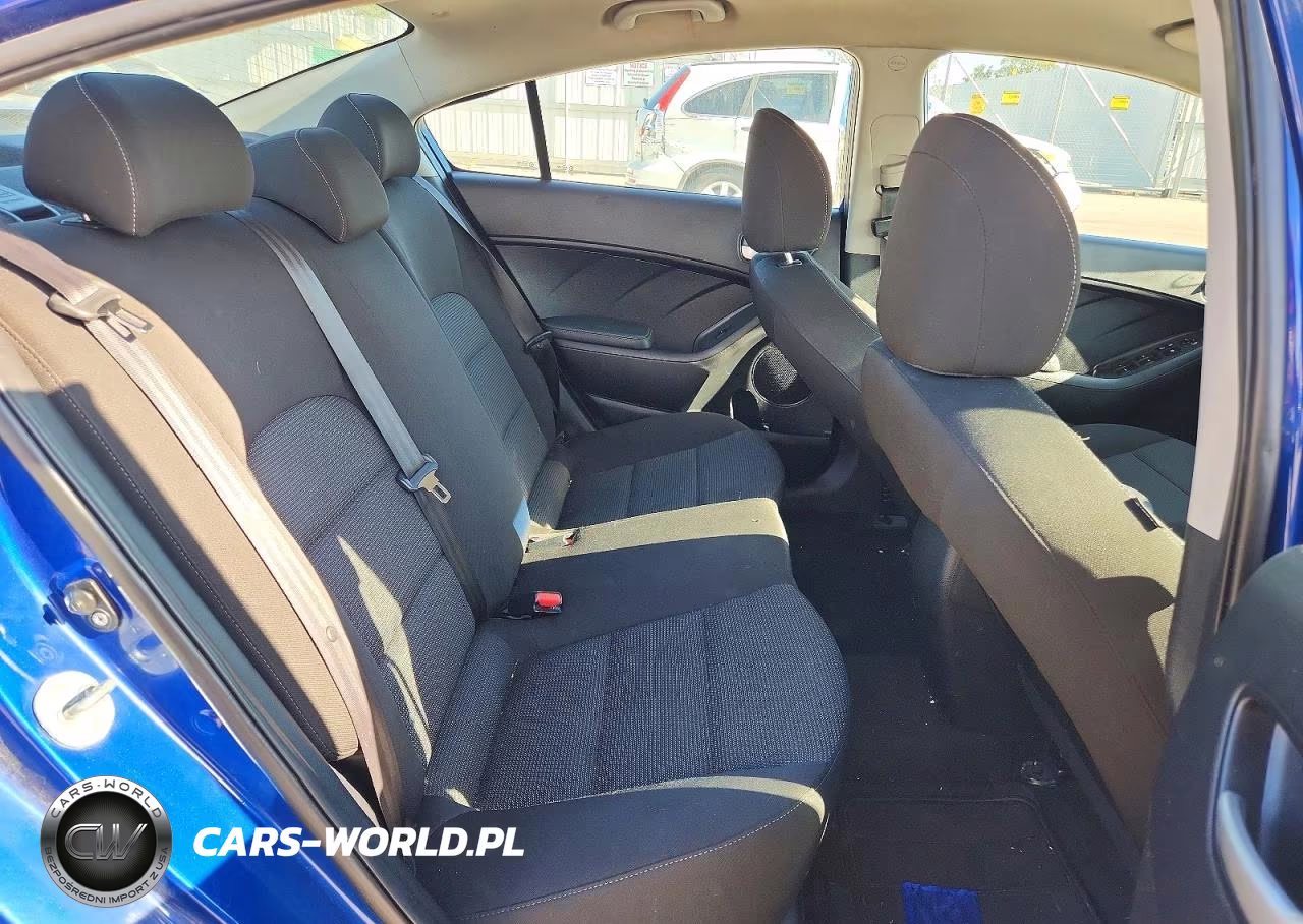 2017 Kia Forte Lx VIN:3KPFK4A71HE125146 - 10