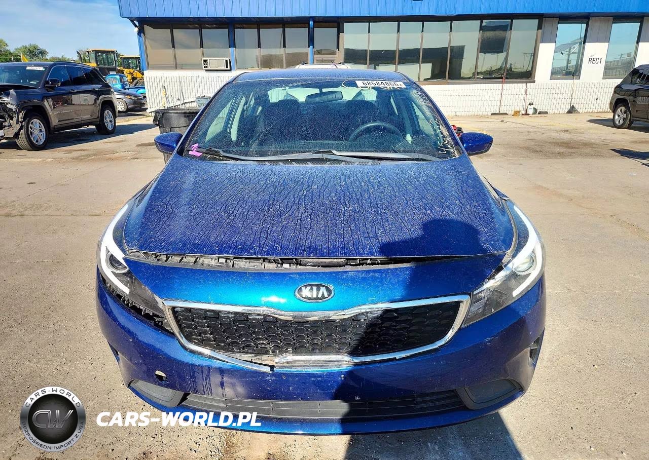 2017 Kia Forte Lx VIN:3KPFK4A71HE125146 - 5