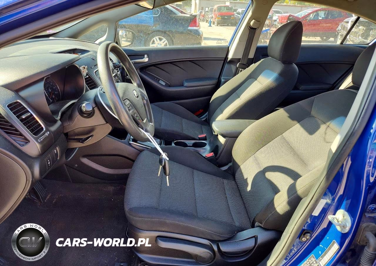 2017 Kia Forte Lx VIN:3KPFK4A71HE125146 - 7