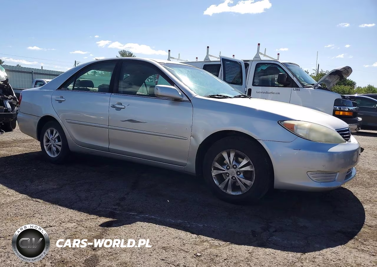 2005 Toyota Camry Le V6 VIN:4T1BF32K25U616396 - 4