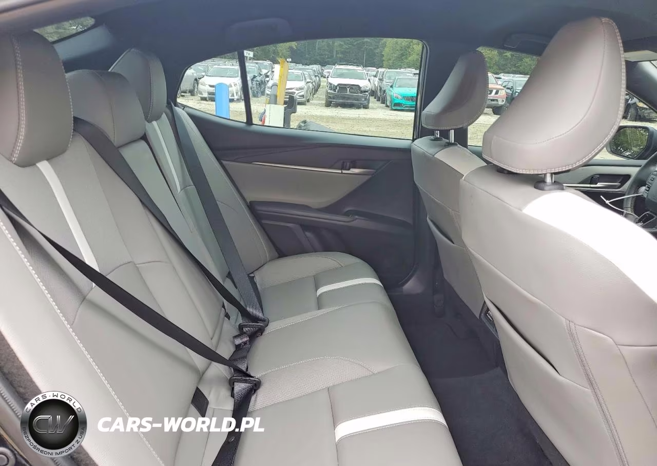 2025 Toyota Camry Se VIN:4T1DBADK3SU538132 - 10
