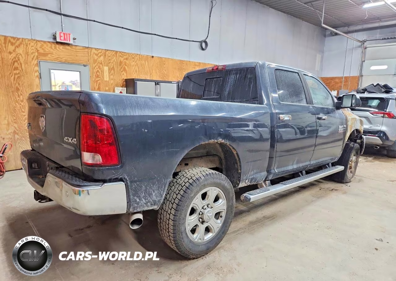 RAM 2500 SLT VIN:3C6UR5DL2HG503083 - 3