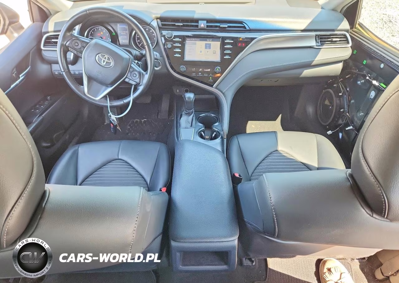 2018 Toyota Camry Se VIN:JTNB11HK8J3026570 - 8