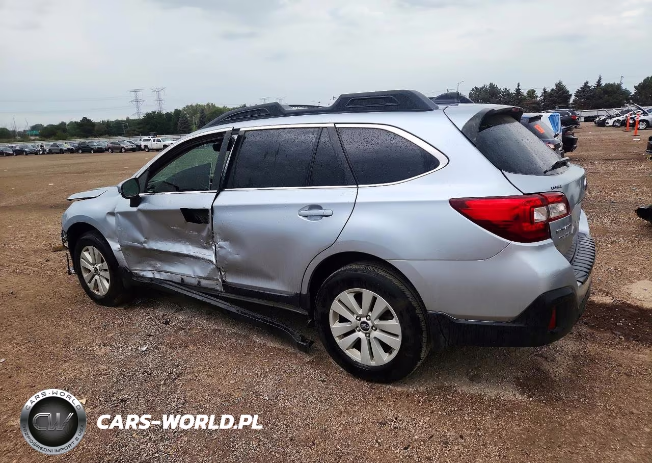2018 Subaru Outback 2.5I Premium VIN:4S4BSACC3J3307317 - 2