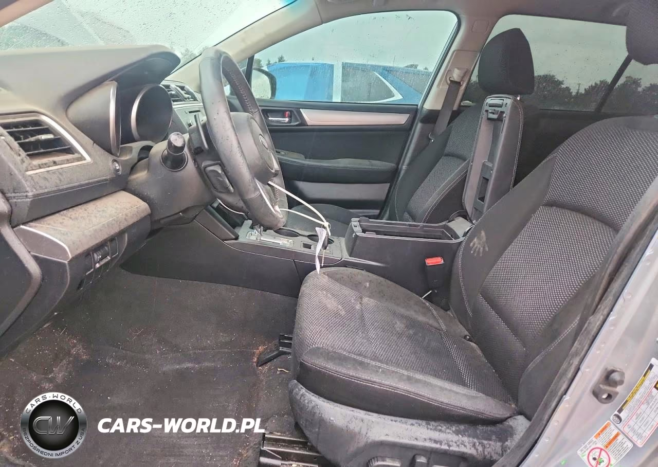 2018 Subaru Outback 2.5I Premium VIN:4S4BSACC3J3307317 - 7