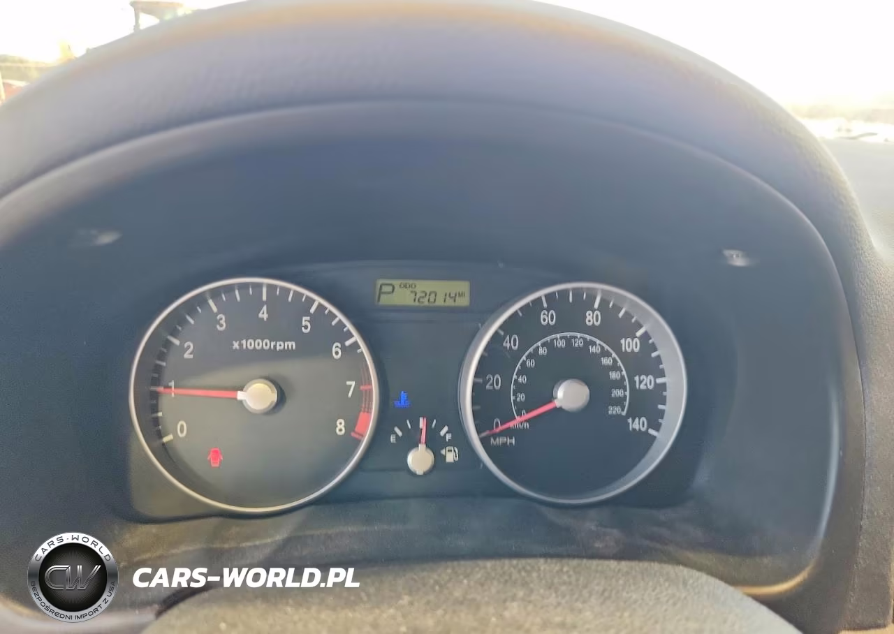 2007 Hyundai Accent Gs VIN:KMHCM36C77U021138 - 9