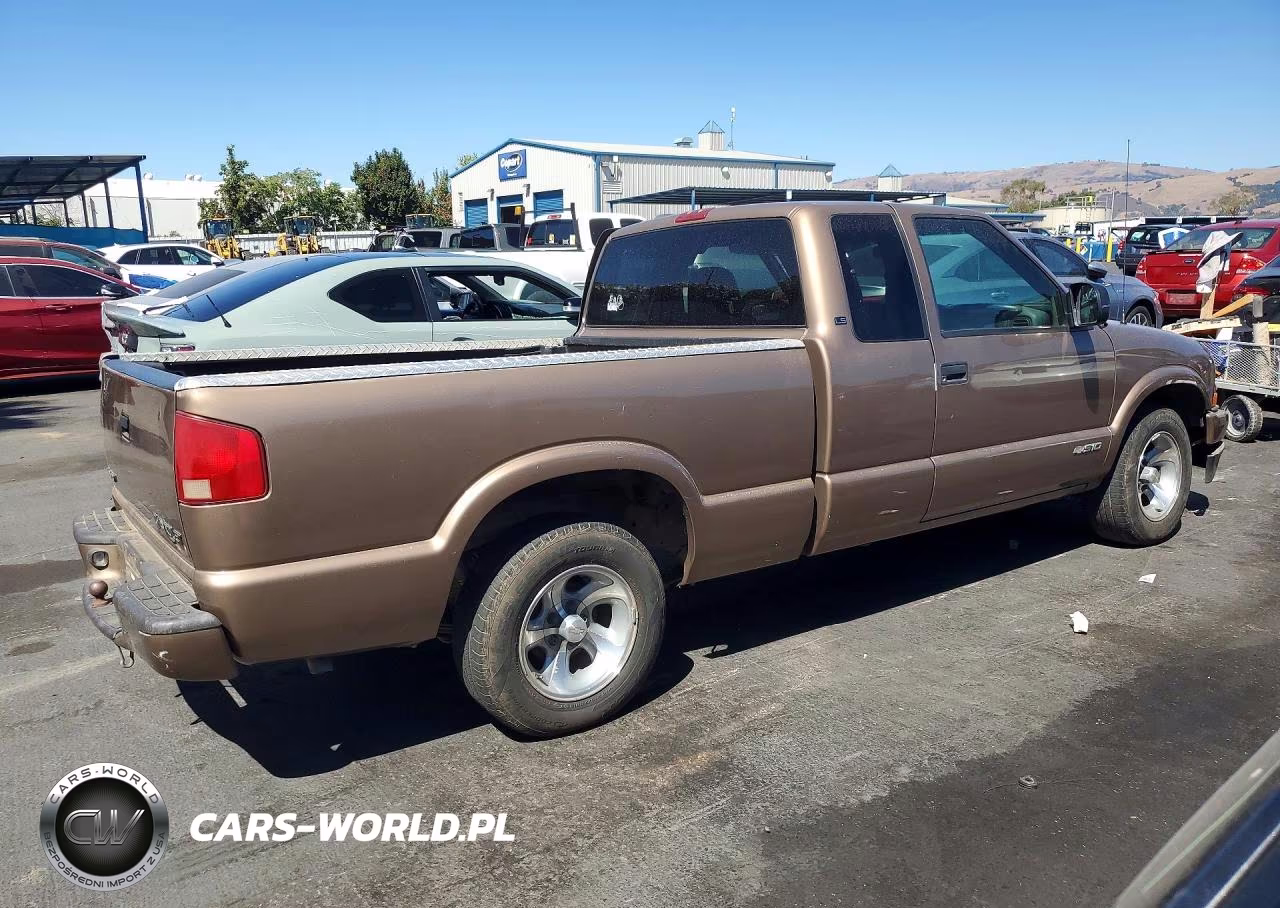 2003 Chevrolet S Truck S10 VIN:1GCCS19X738115150 - 3