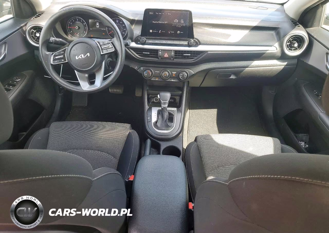2022 Kia Forte Fe VIN:3KPF24AD4NE446390 - 8