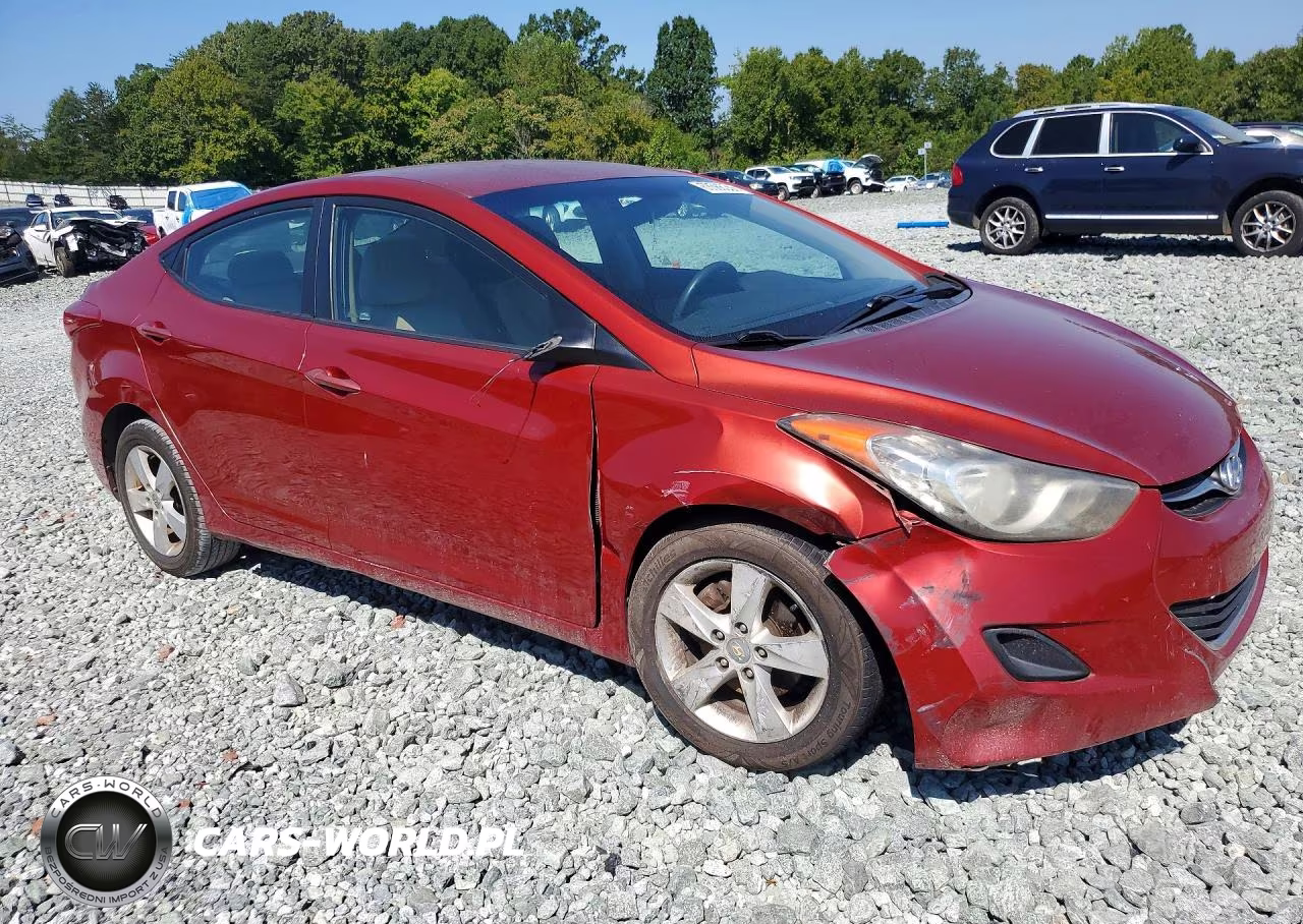 2011 Hyundai Elantra Gls VIN:KMHDH4AE6BU106648 - 4