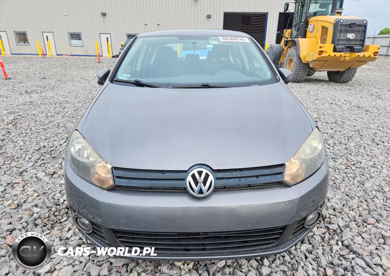 2013 Volkswagen Golf VIN:WVWDM7AJ5DW105996 - 5