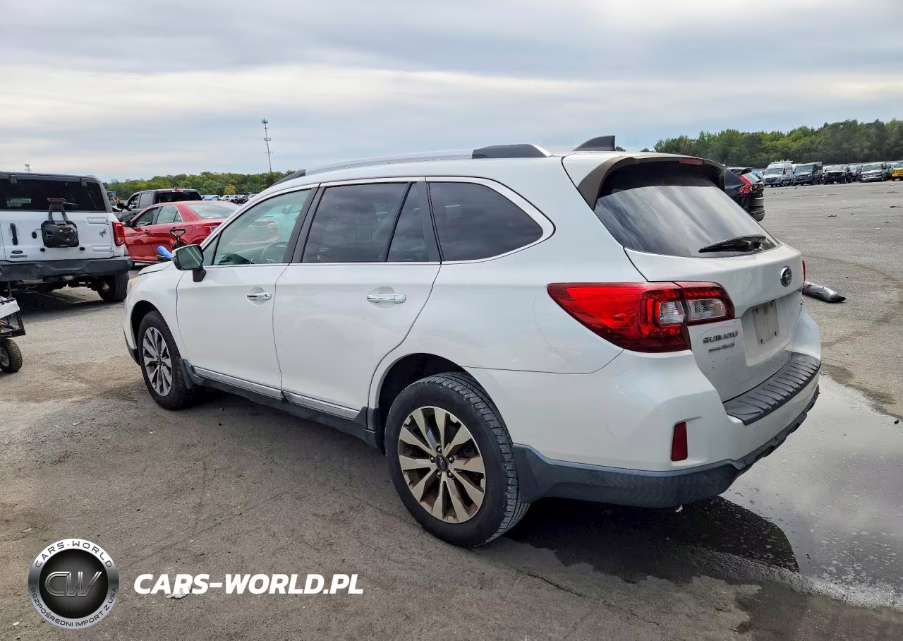 2017 Subaru Outback Touring VIN:4S4BSATC2H3284803 - 2
