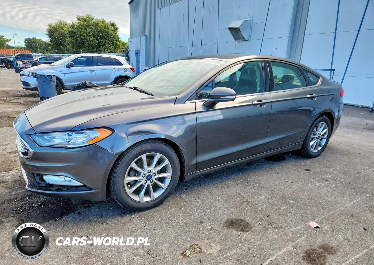 2017 Ford Fusion Se – zdjęcie 1 z 12