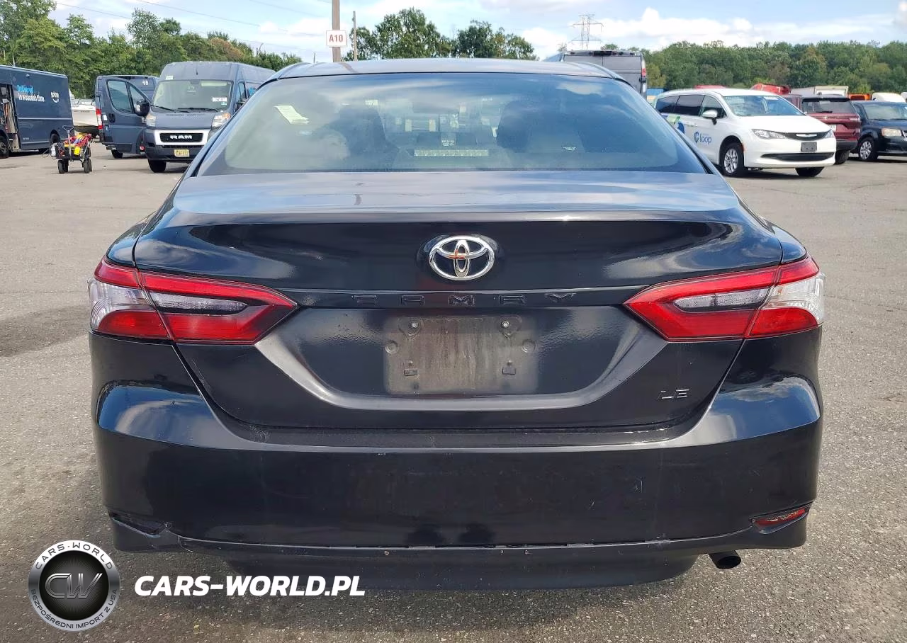 2018 Toyota Camry Le VIN:JTNB11HK0J3042245 - 6