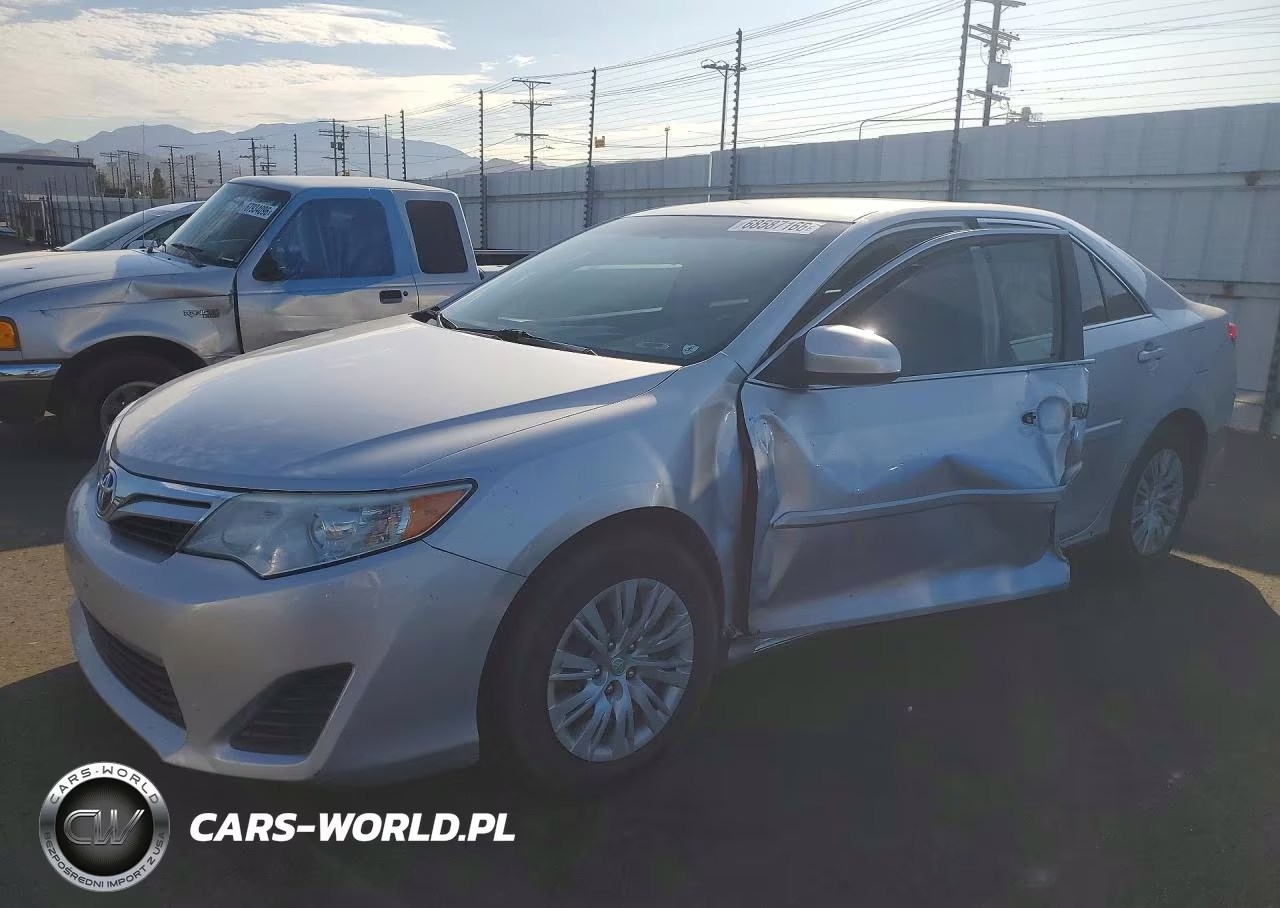 2013 Toyota Camry Le VIN:4T4BF1FK8DR309818 - 1