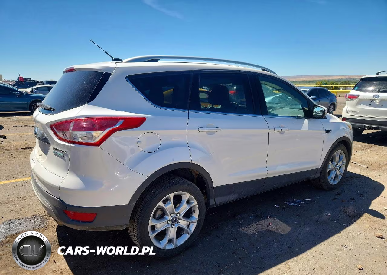 2015 Ford Escape Titanium VIN:1FMCU0J9XFUC88797 - 3