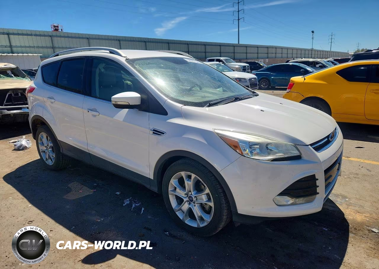 2015 Ford Escape Titanium VIN:1FMCU0J9XFUC88797 - 4