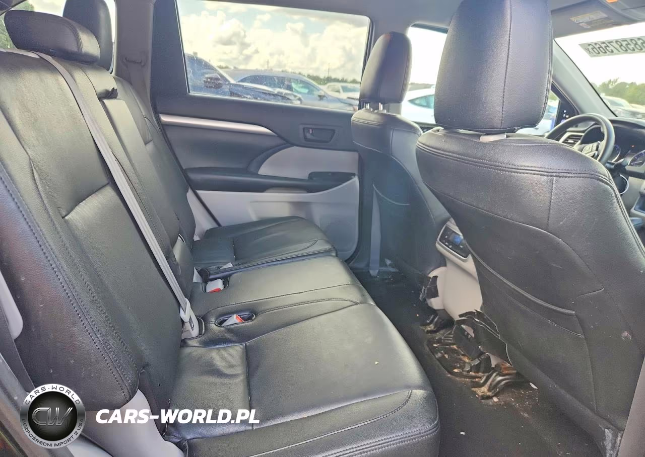 2019 Toyota Highlander Le VIN:5TDZZRFH7KS328045 - 11