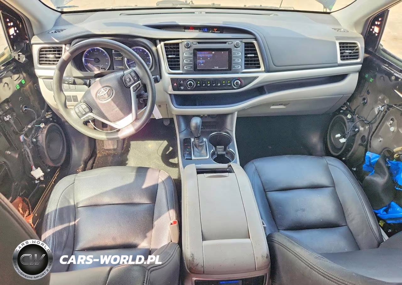2019 Toyota Highlander Le VIN:5TDZZRFH7KS328045 - 8
