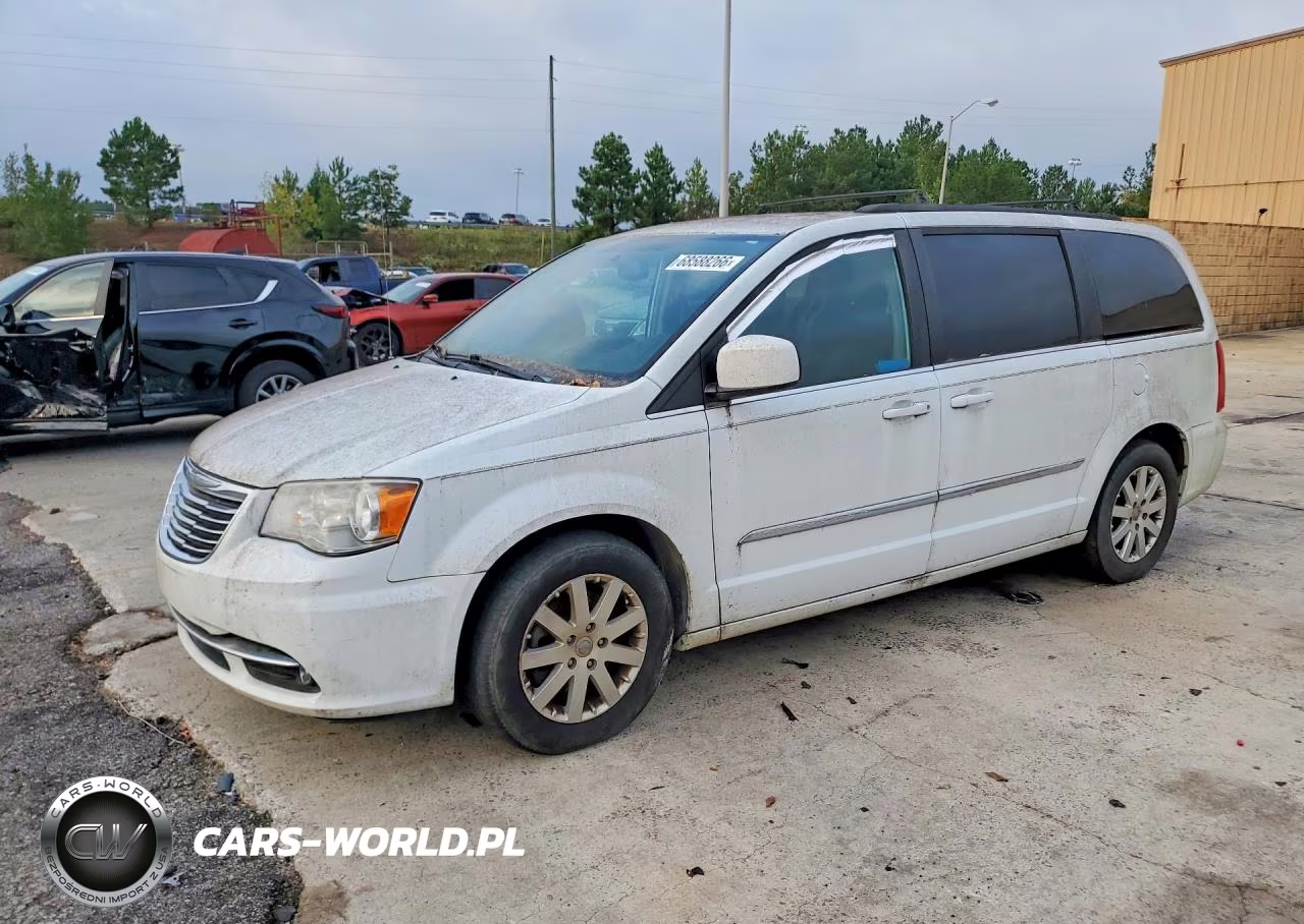 2015 Chrysler Town & Country Touring