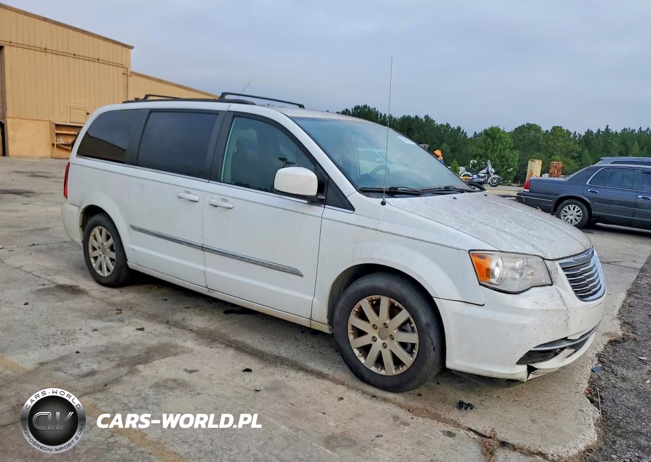 2015 Chrysler Town & Country Touring VIN:2C4RC1BG5FR564787 - 4