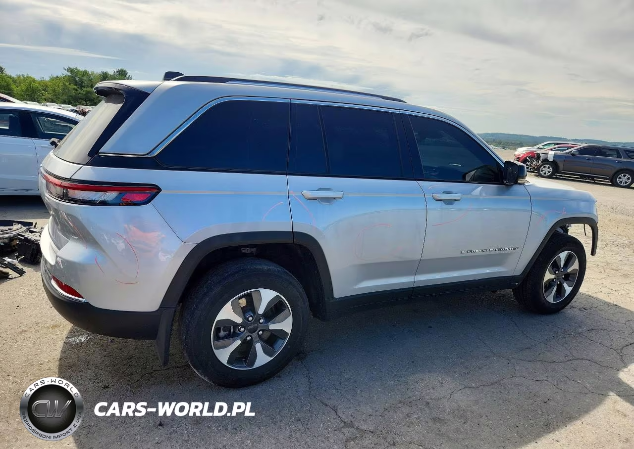 2023 Jeep Grand Cherokee Limited 4Xe VIN:1C4RJYB61PC664191 - 3