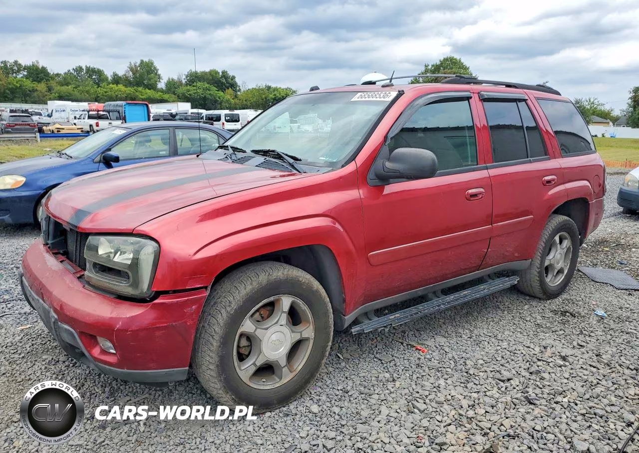 2005 Chevrolet Trailblazer Ls VIN:1GNDT13S952135900 - 1