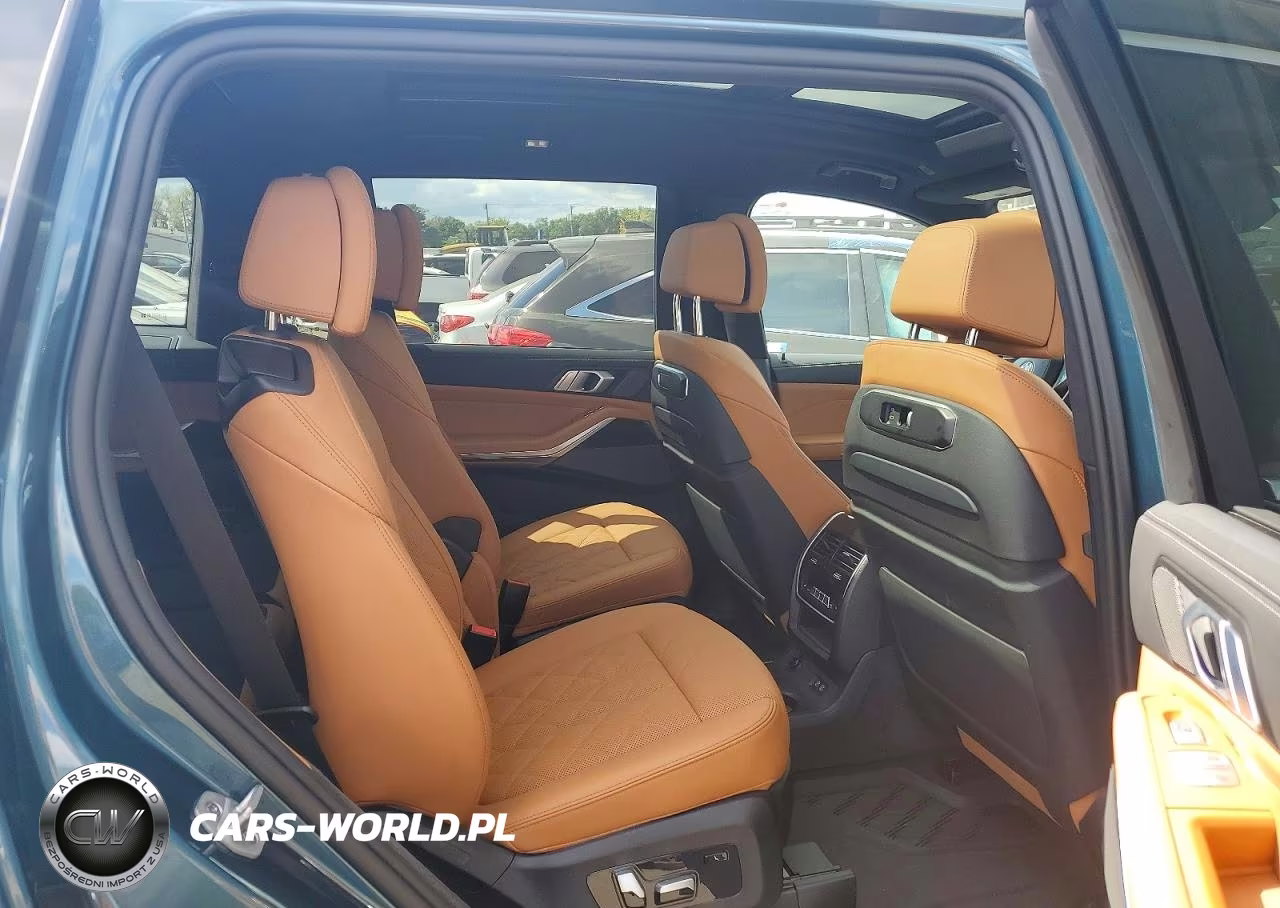 2025 BMW X7 xDrive40I VIN:5UX23EM08S9W46164 - 10