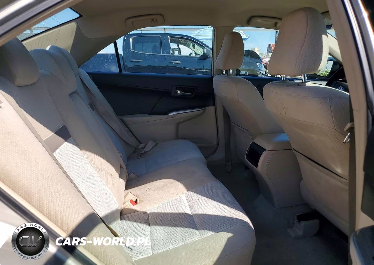 2013 Toyota Camry Hybrid Le VIN:4T1BD1FK3DU070727 - 10
