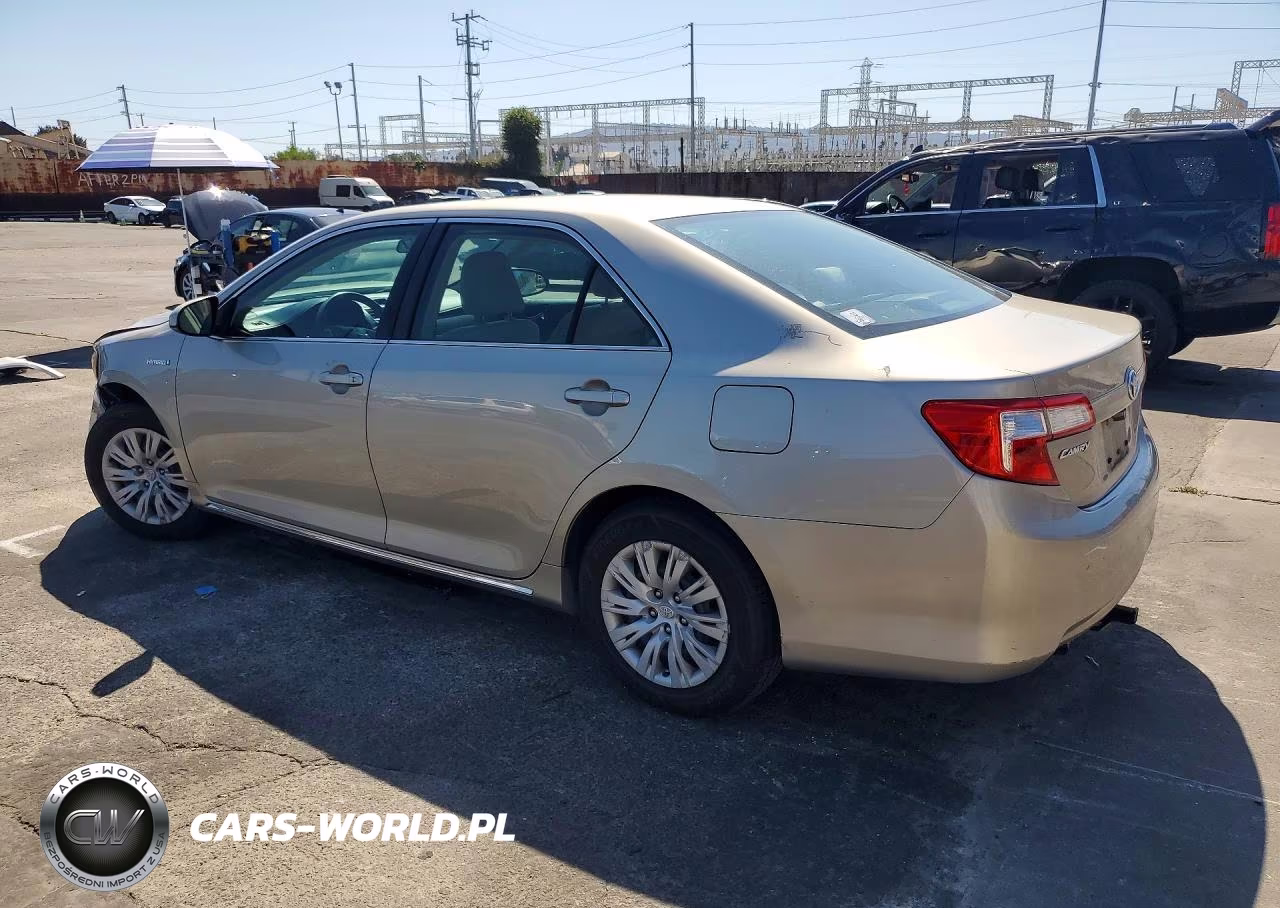 2013 Toyota Camry Hybrid Le VIN:4T1BD1FK3DU070727 - 2