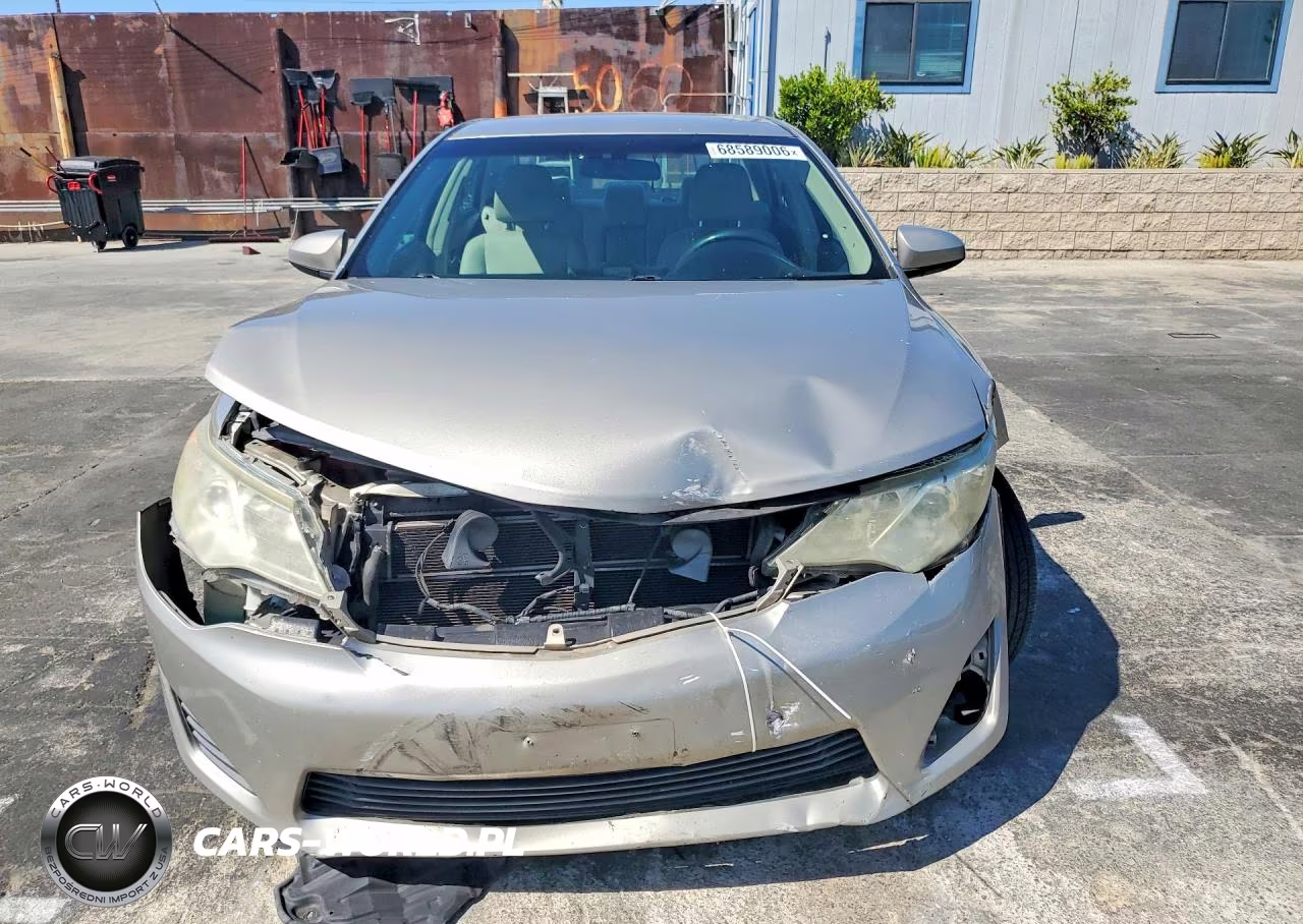 2013 Toyota Camry Hybrid Le VIN:4T1BD1FK3DU070727 - 5