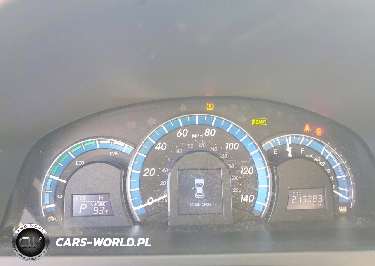 2013 Toyota Camry Hybrid Le VIN:4T1BD1FK3DU070727 - 9