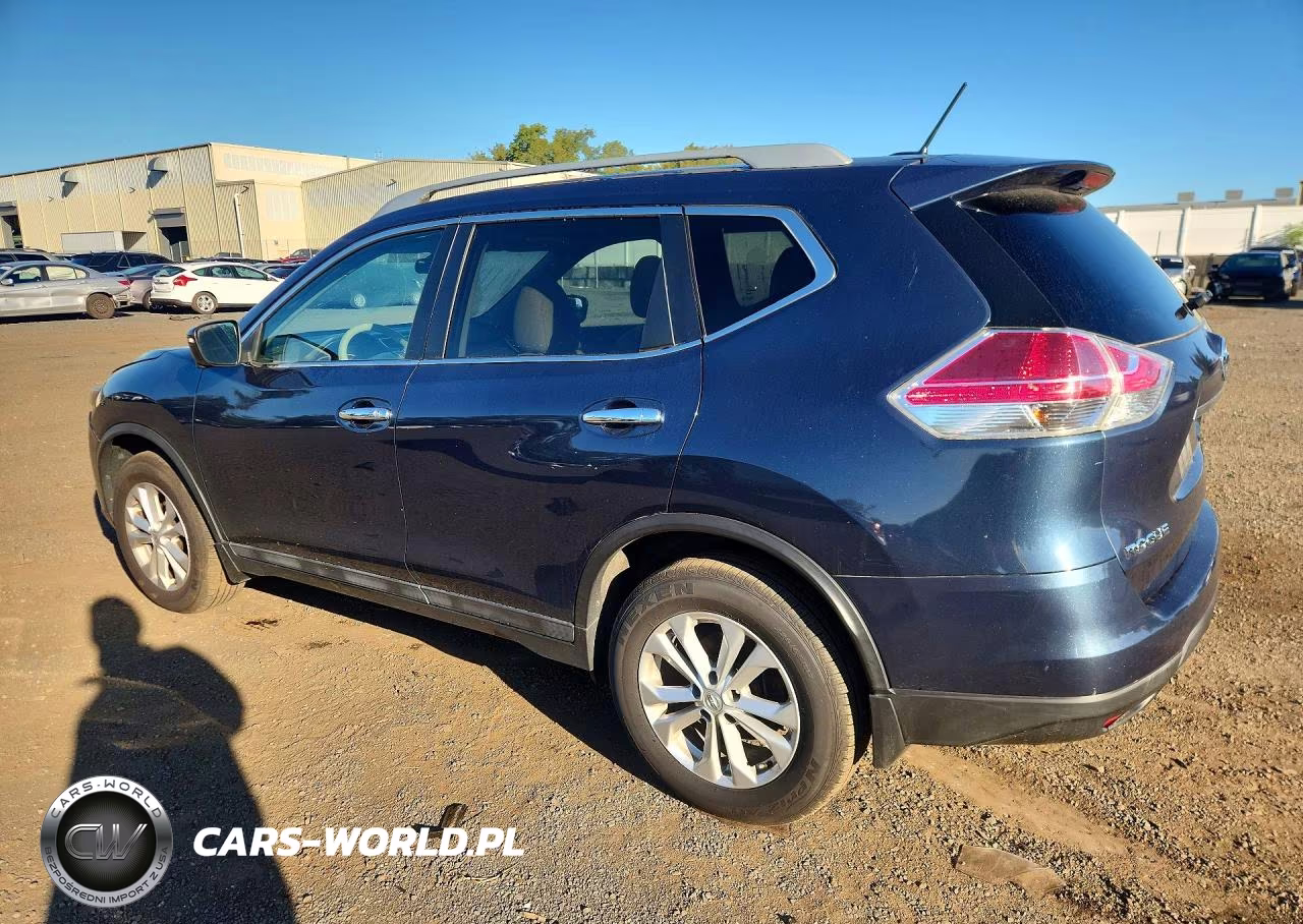2015 Nissan Rogue S VIN:5N1AT2MV0FC822569 - 2