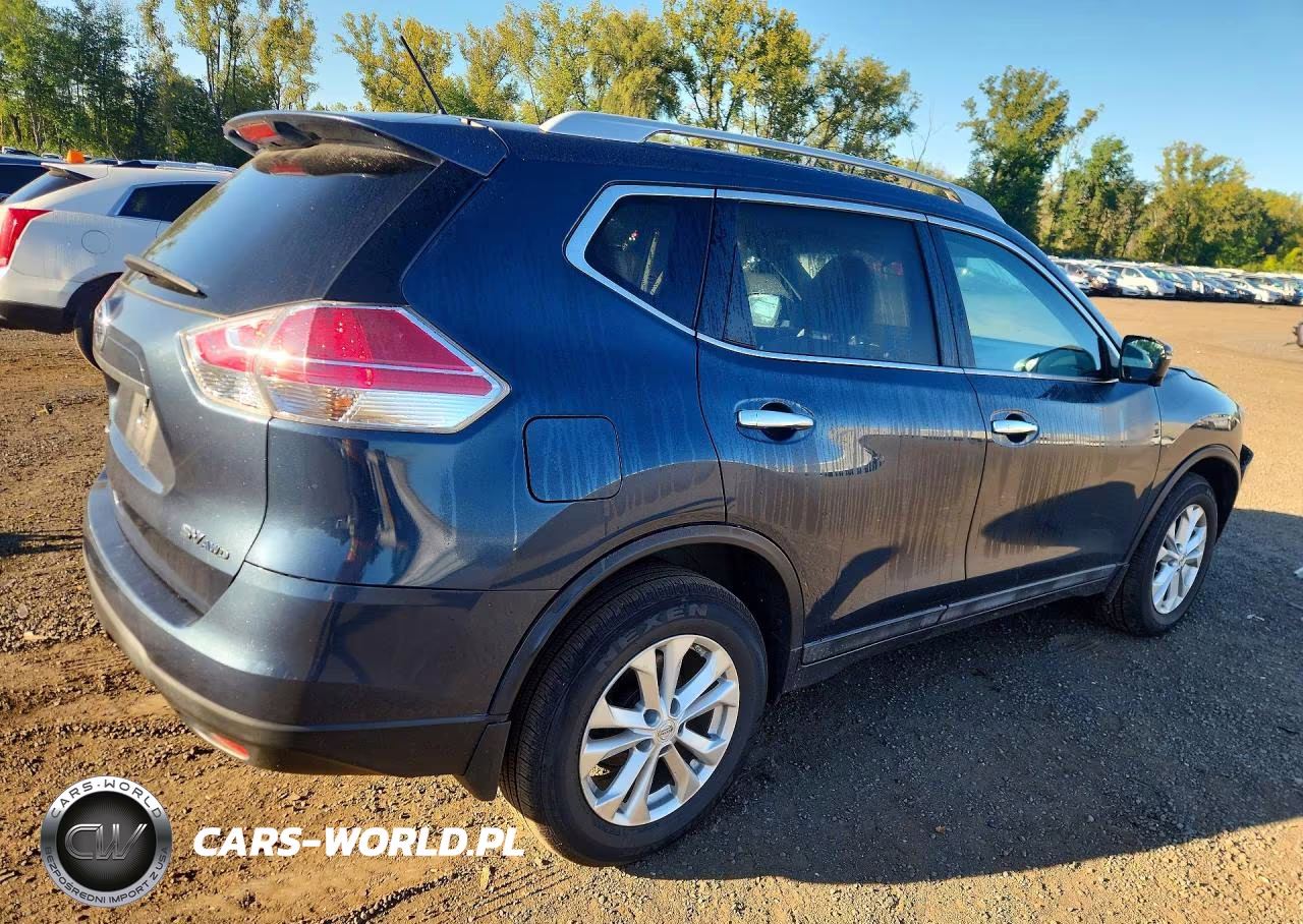 2015 Nissan Rogue S VIN:5N1AT2MV0FC822569 - 3