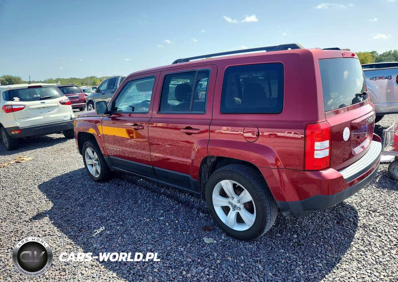 2012 Jeep Patriot Latitude VIN:1C4NJPFB8CD660790 - 2