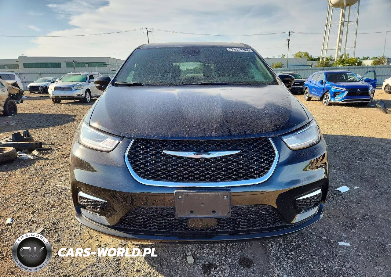 2026 Chrysler Pacifica Select VIN:2C4RC1BG1TR212513 - 5