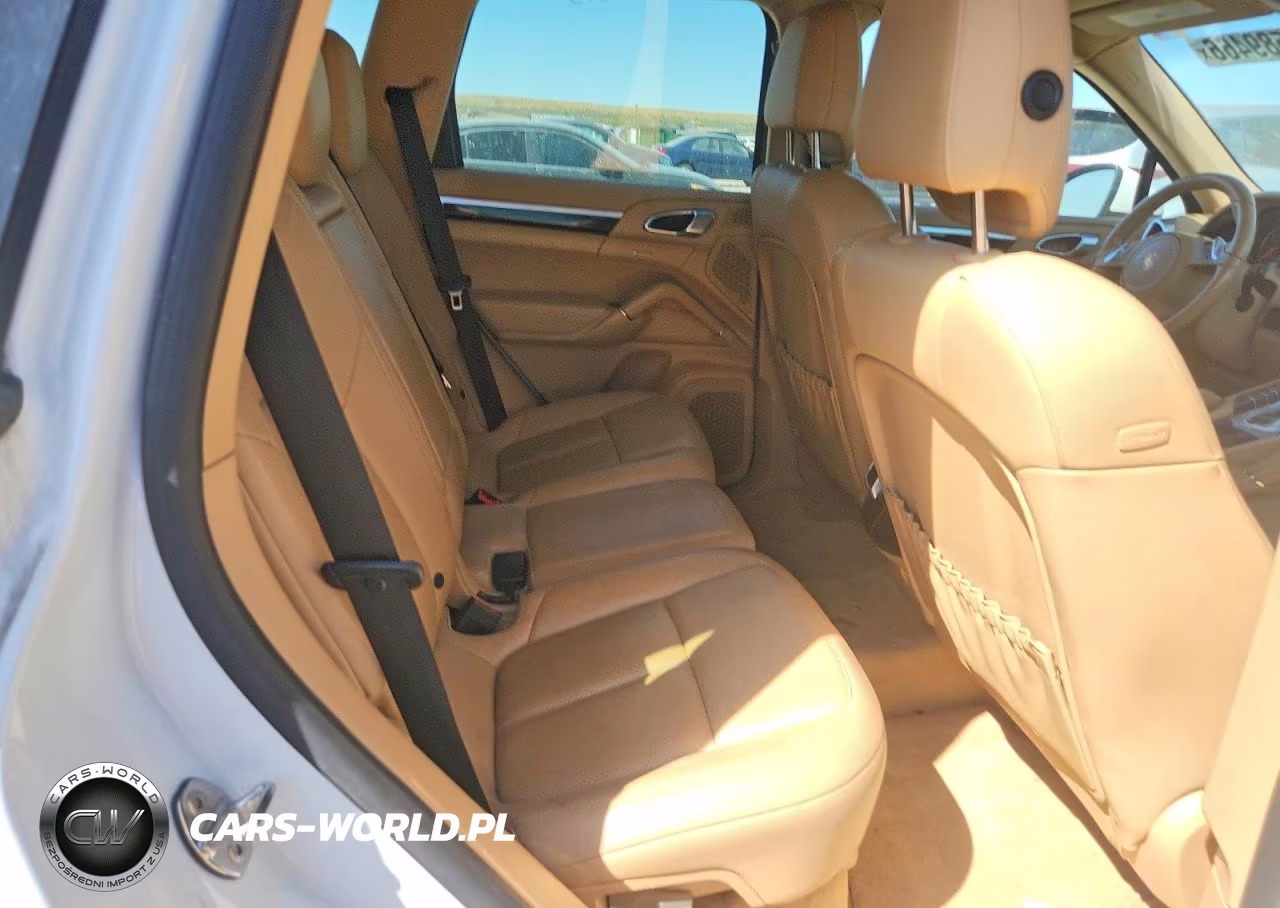 2014 Porsche Cayenne VIN:WP1AA2A24ELA03341 - 11