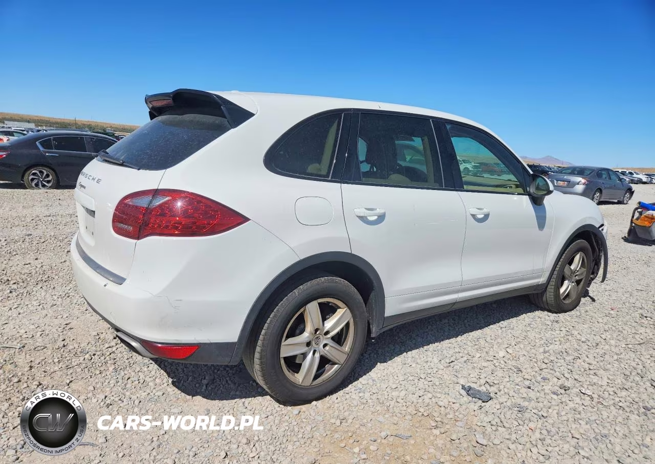 2014 Porsche Cayenne VIN:WP1AA2A24ELA03341 - 3