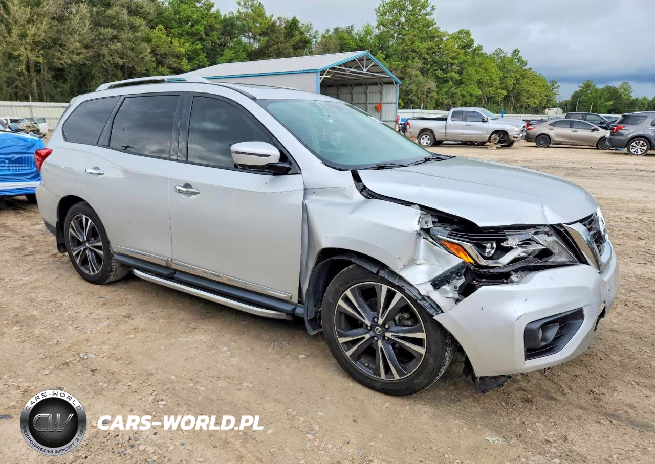 2018 Nissan Pathfinder Platinum VIN:5N1DR2MN2JC631739 - 4