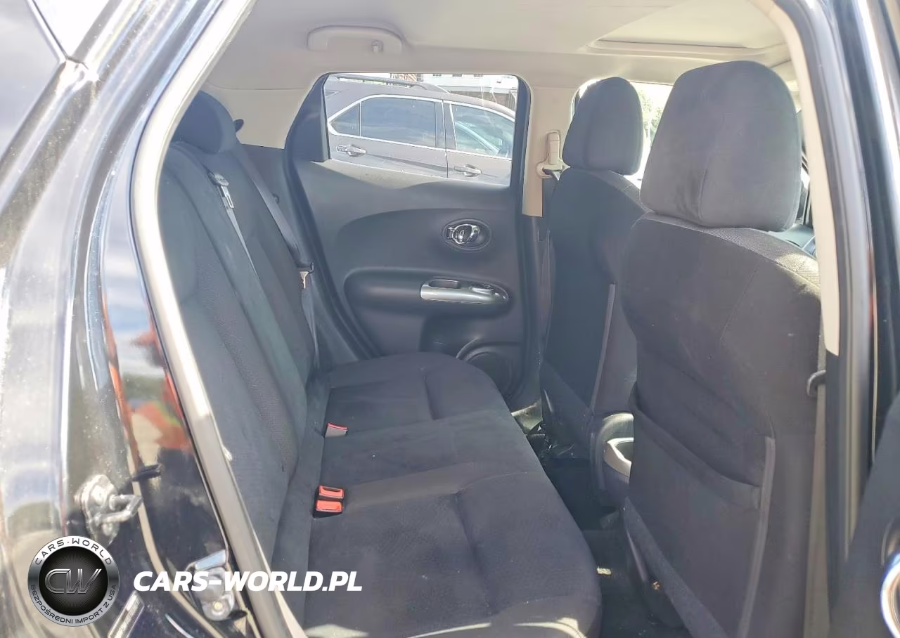 2011 Nissan Juke S VIN:JN8AF5MVXBT009817 - 11